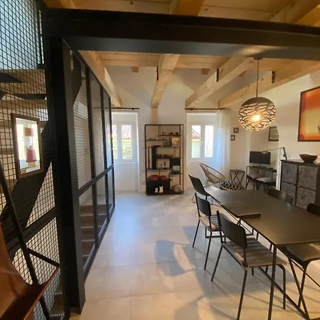 Hébergement de vacances Bb7 House *